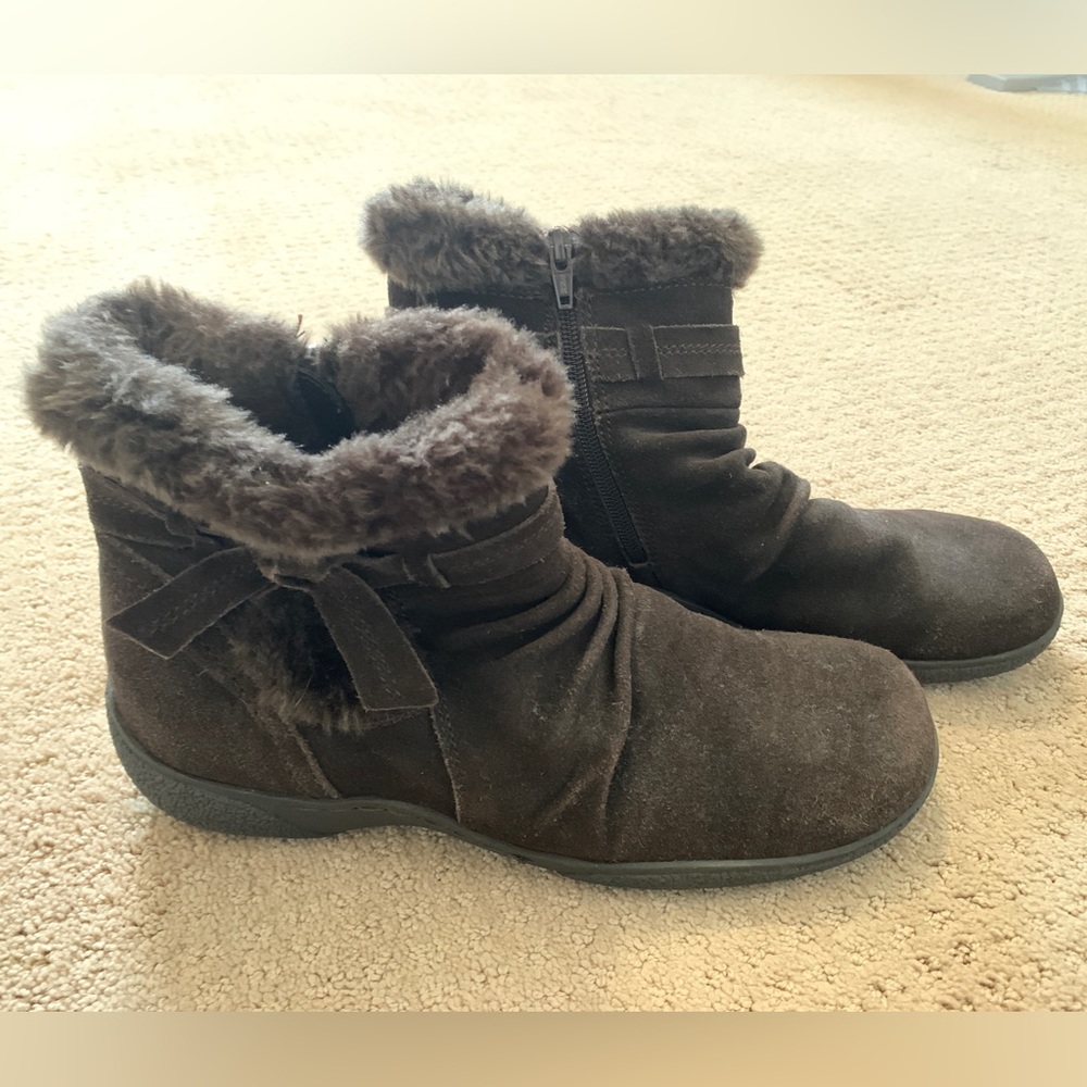 Brown Fur Boots Size 10
